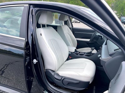 2025 Hyundai Sonata SE