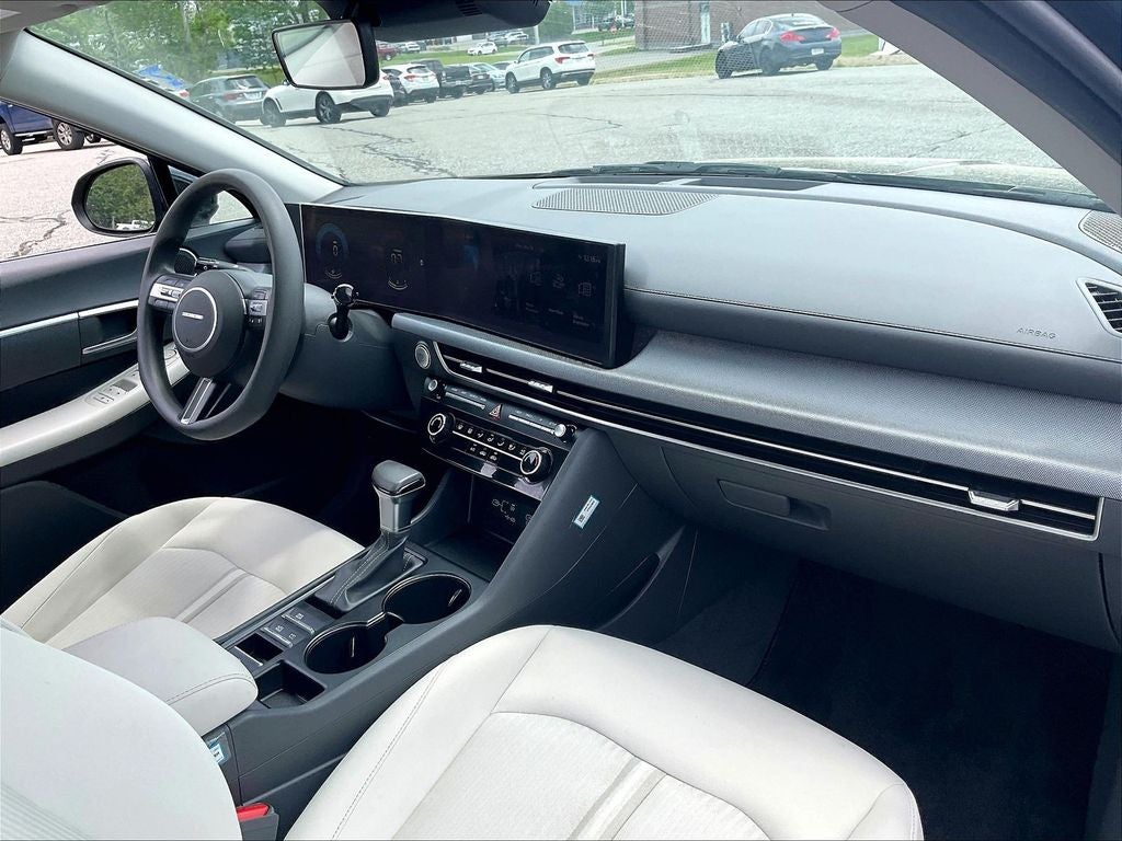 2025 Hyundai Sonata SE