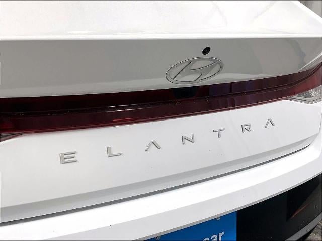 2024 Hyundai ELANTRA SEL IVT