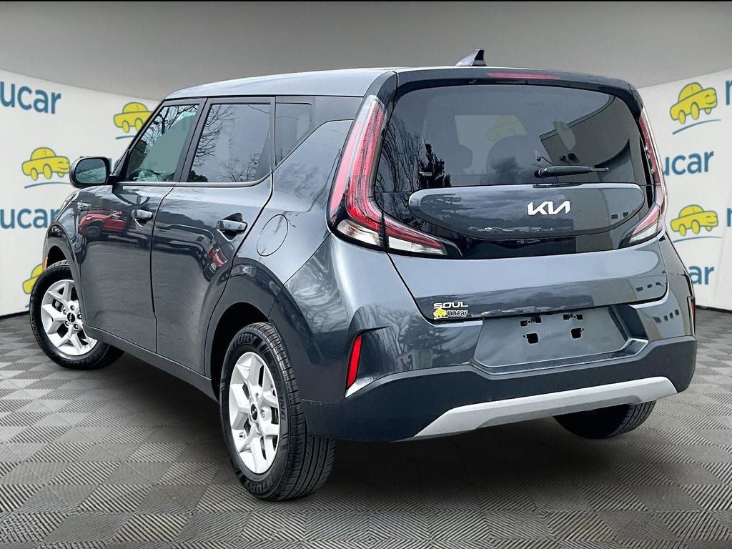 2023 Kia Soul LX
