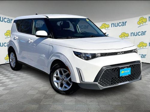 2023 Kia Soul LX IVT