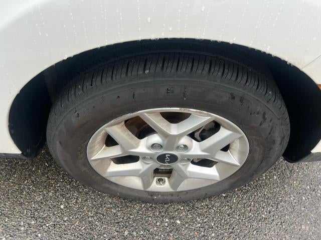 2023 Kia Soul LX IVT