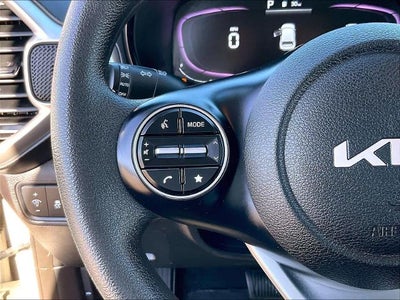 2023 Kia Soul LX IVT