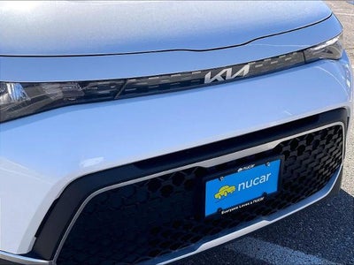 2023 Kia Soul LX IVT