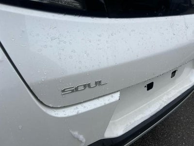 2023 Kia Soul LX IVT