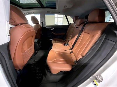 2022 Audi Q8 Premium Plus 55 TFSI quattro