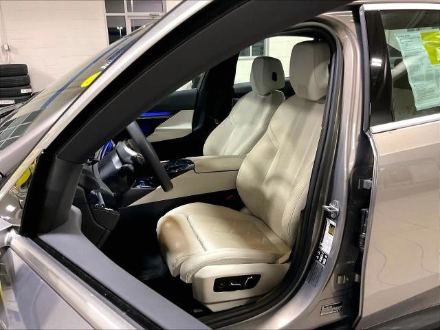 2024 BMW 540i xDrive Sedan