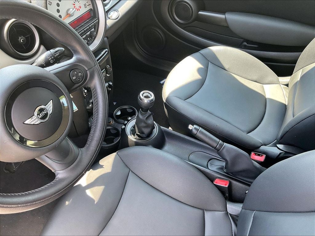 2013 MINI Cooper Base
