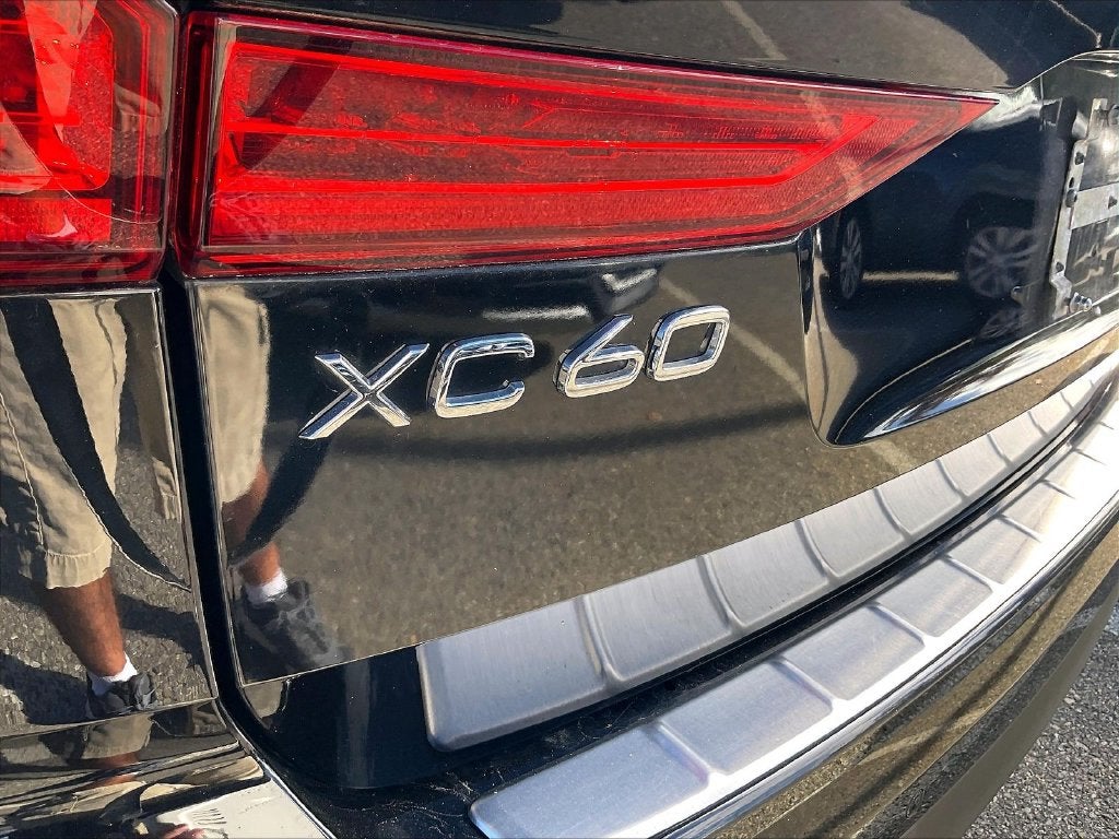 2021 Volvo XC60 T5 Momentum