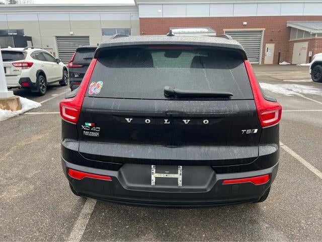 2021 Volvo XC40 T5 AWD R-Design
