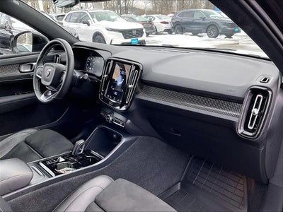 2021 Volvo XC40 T5 AWD R-Design