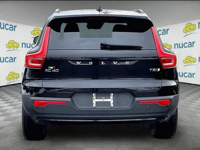 2021 Volvo XC40 T5 AWD R-Design