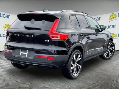 2021 Volvo XC40 T5 AWD R-Design