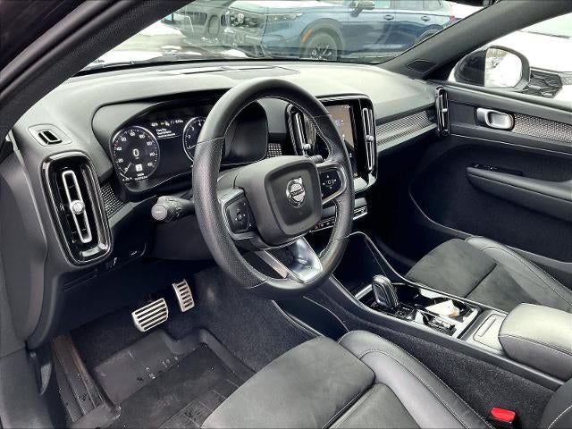 2021 Volvo XC40 T5 AWD R-Design