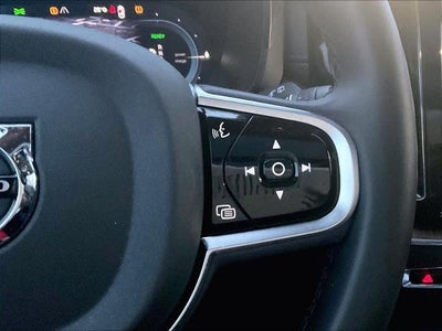 2024 Volvo XC60 Recharge Plug-In Hybrid T8 eAWD PHEV Ultimate Dark Theme