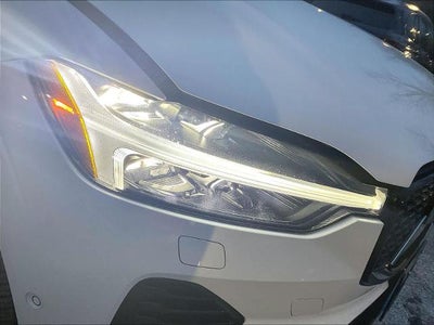 2024 Volvo XC60 Recharge Plug-In Hybrid T8 eAWD PHEV Ultimate Dark Theme