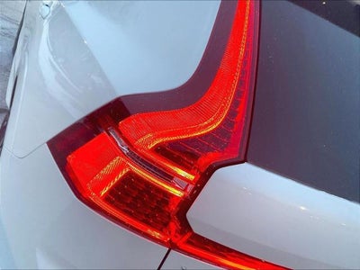 2024 Volvo XC60 Recharge Plug-In Hybrid T8 eAWD PHEV Ultimate Dark Theme