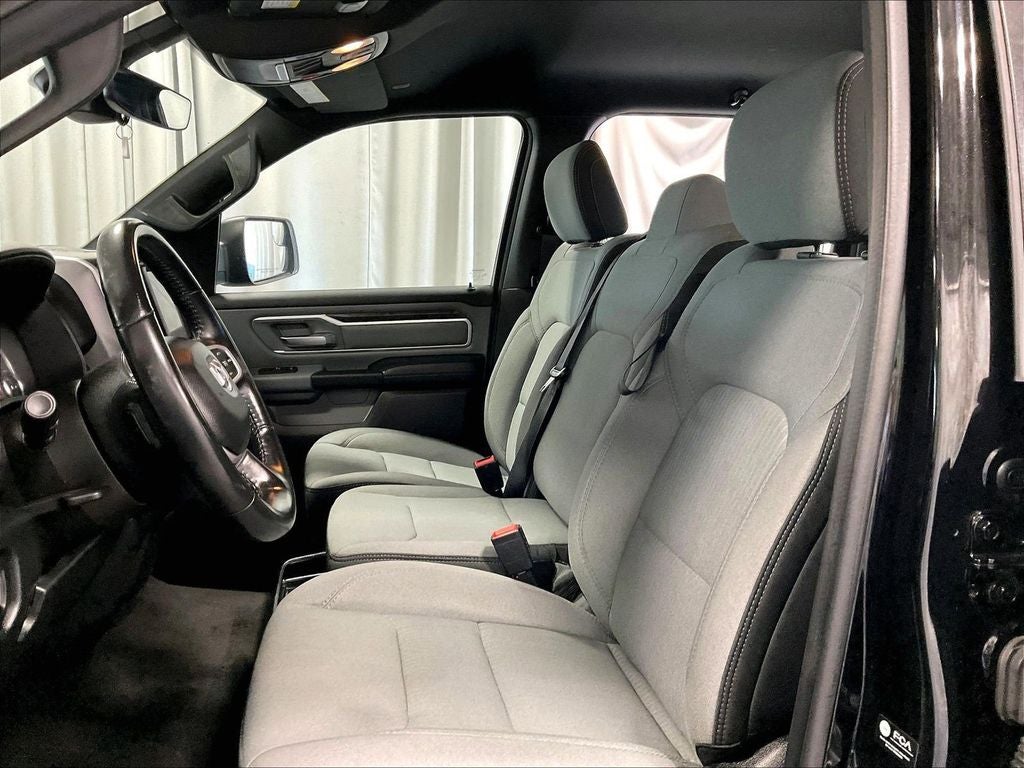 2022 RAM 1500 Big Horn 4x4 Crew Cab 5'7" Box