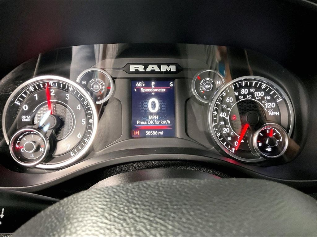 2022 RAM 1500 Big Horn 4x4 Crew Cab 5'7" Box