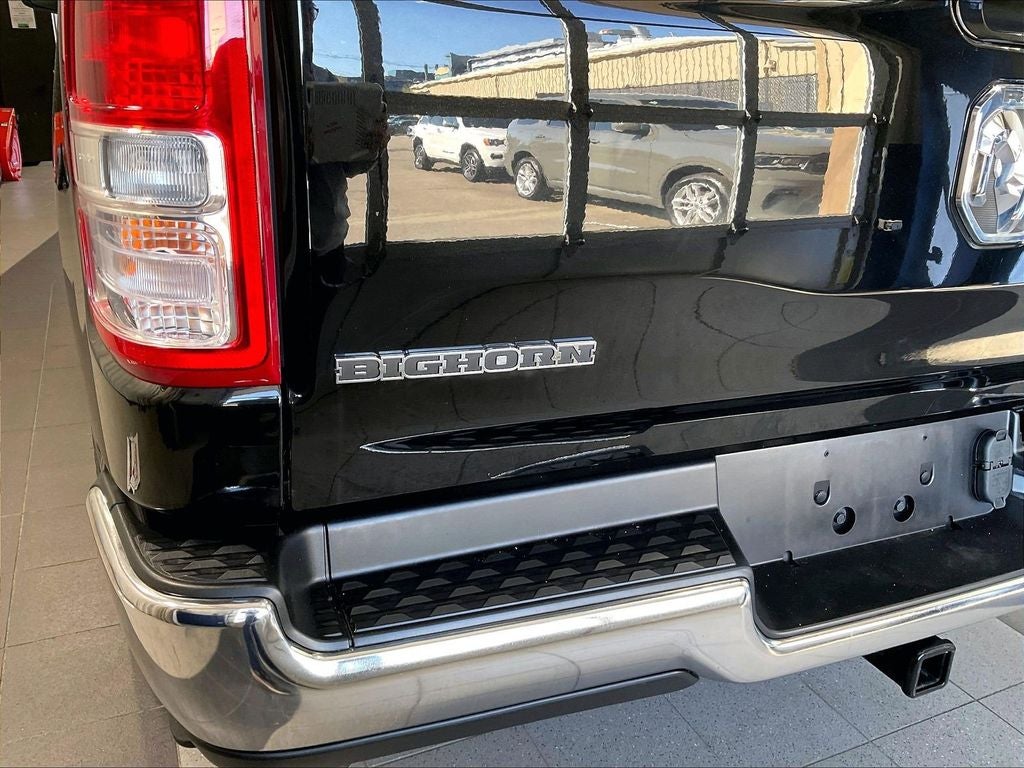 2022 RAM 1500 Big Horn 4x4 Crew Cab 5'7" Box