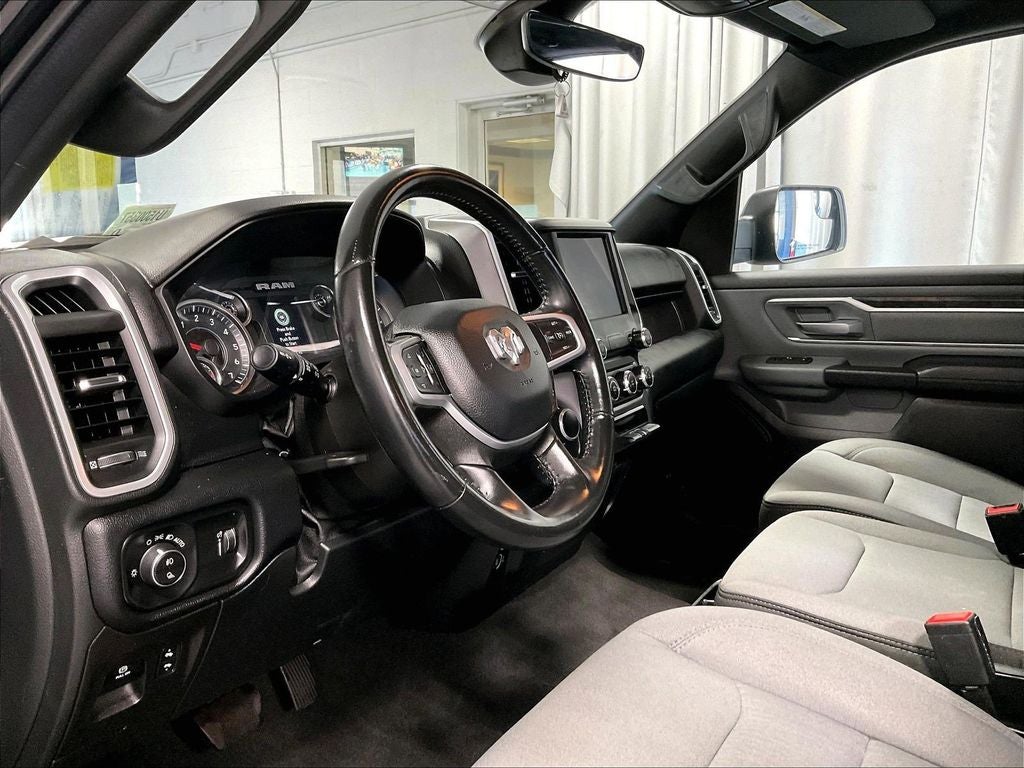 2022 RAM 1500 Big Horn 4x4 Crew Cab 5'7" Box
