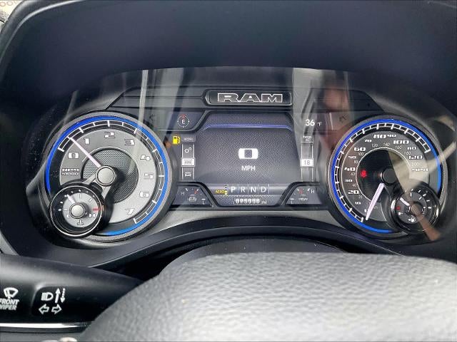 2022 RAM 1500 Limited 4x4 Crew Cab 5'7" Box