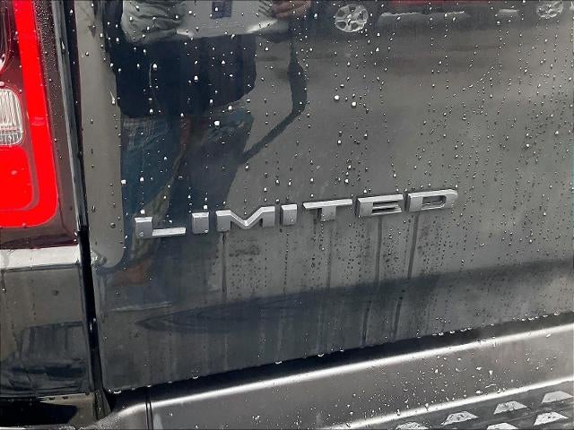 2022 RAM 1500 Limited 4x4 Crew Cab 5'7" Box