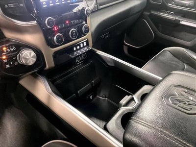2022 RAM 1500 Laramie 4x4 Crew Cab 5'7" Box