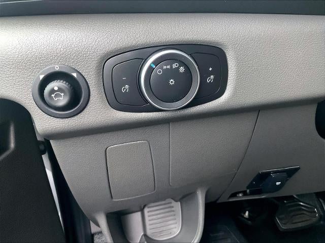 2022 Ford Transit Cutaway T-350 RWD DRW 138" WB 9950 GVWR