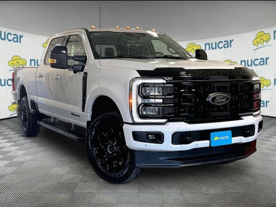 2023 Ford F-350SD Lariat