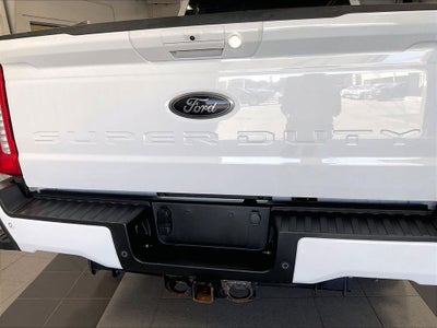2023 Ford F-350SD Lariat