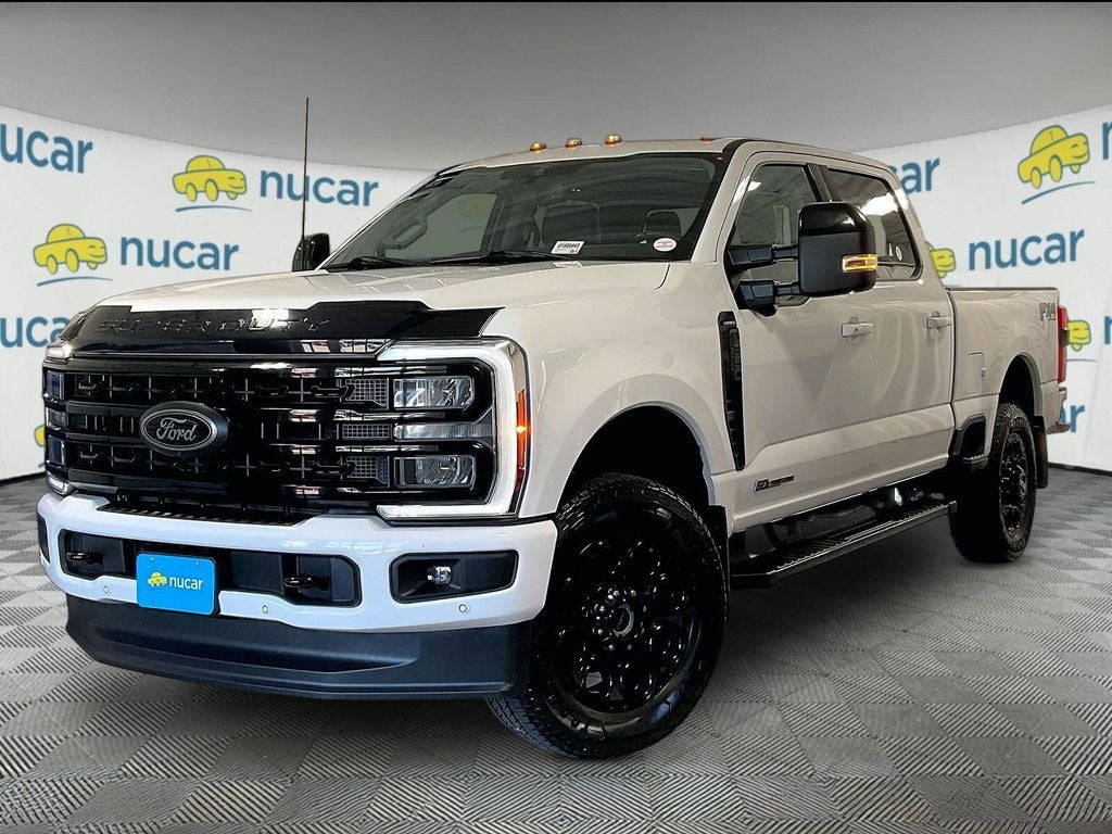 2023 Ford F-350SD Lariat