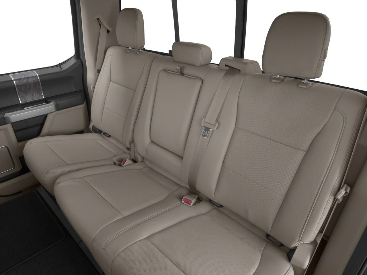 2018 Ford Super Duty F-350 DRW LARIAT 4WD Crew Cab 8' Box