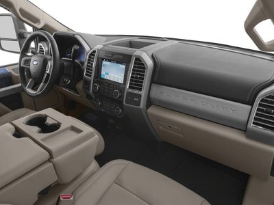 2018 Ford Super Duty F-350 DRW LARIAT 4WD Crew Cab 8' Box
