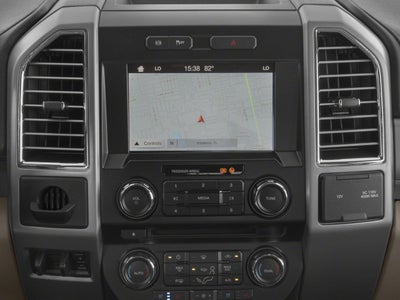 2018 Ford Super Duty F-350 DRW LARIAT 4WD Crew Cab 8' Box