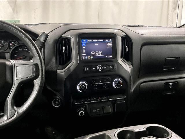 2022 Chevrolet Silverado 1500 Crew Cab Short Box 4-Wheel Drive Custom