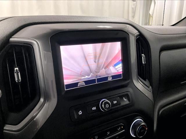 2022 Chevrolet Silverado 1500 Crew Cab Short Box 4-Wheel Drive Custom