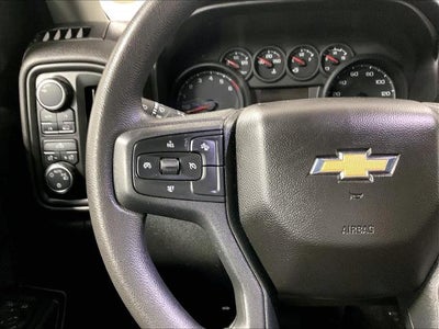 2022 Chevrolet Silverado 1500 Crew Cab Short Box 4-Wheel Drive Custom