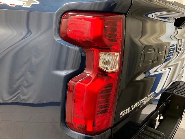 2022 Chevrolet Silverado 1500 Crew Cab Short Box 4-Wheel Drive Custom