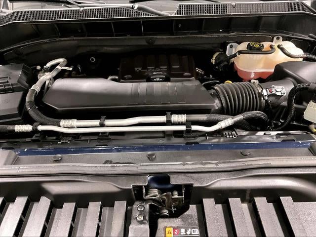 2022 Chevrolet Silverado 1500 Crew Cab Short Box 4-Wheel Drive Custom