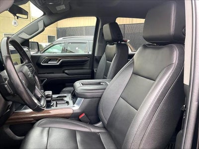 2022 Chevrolet Silverado 1500 Crew Cab Short Box 4-Wheel Drive RST