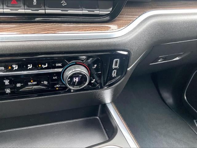 2022 Chevrolet Silverado 1500 Crew Cab Short Box 4-Wheel Drive RST