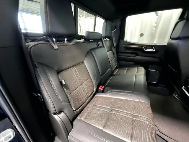 2025 Chevrolet Silverado 1500 Crew Cab Short Box 4-Wheel Drive High Country