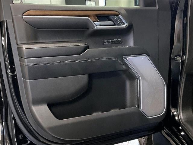 2025 Chevrolet Silverado 1500 Crew Cab Short Box 4-Wheel Drive High Country