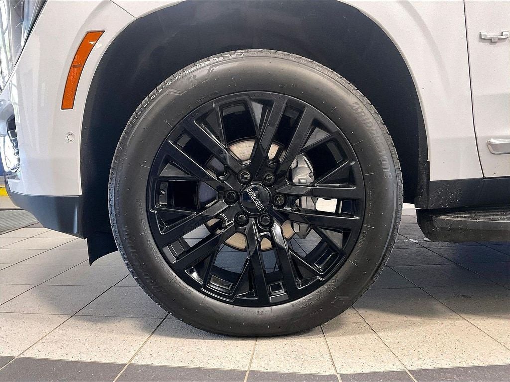 2025 GMC Yukon XL Elevation