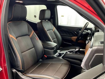 2025 GMC Canyon Crew Cab Short Box 4-Wheel Drive AT4