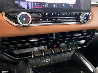 2025 GMC Canyon Crew Cab Short Box 4-Wheel Drive AT4