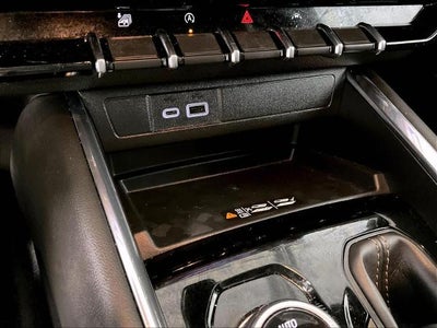 2025 GMC Canyon Crew Cab Short Box 4-Wheel Drive AT4