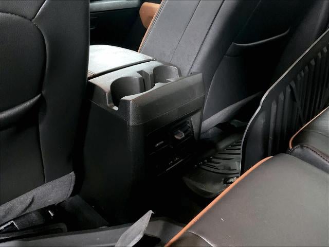 2025 GMC Canyon Crew Cab Short Box 4-Wheel Drive AT4