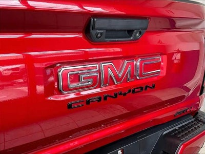 2025 GMC Canyon Crew Cab Short Box 4-Wheel Drive AT4